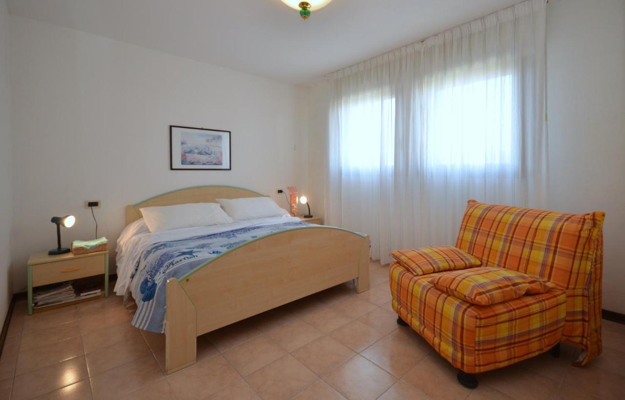 Residenza Porta Del Mare Apartment Линяно Сабиадоро Екстериор снимка