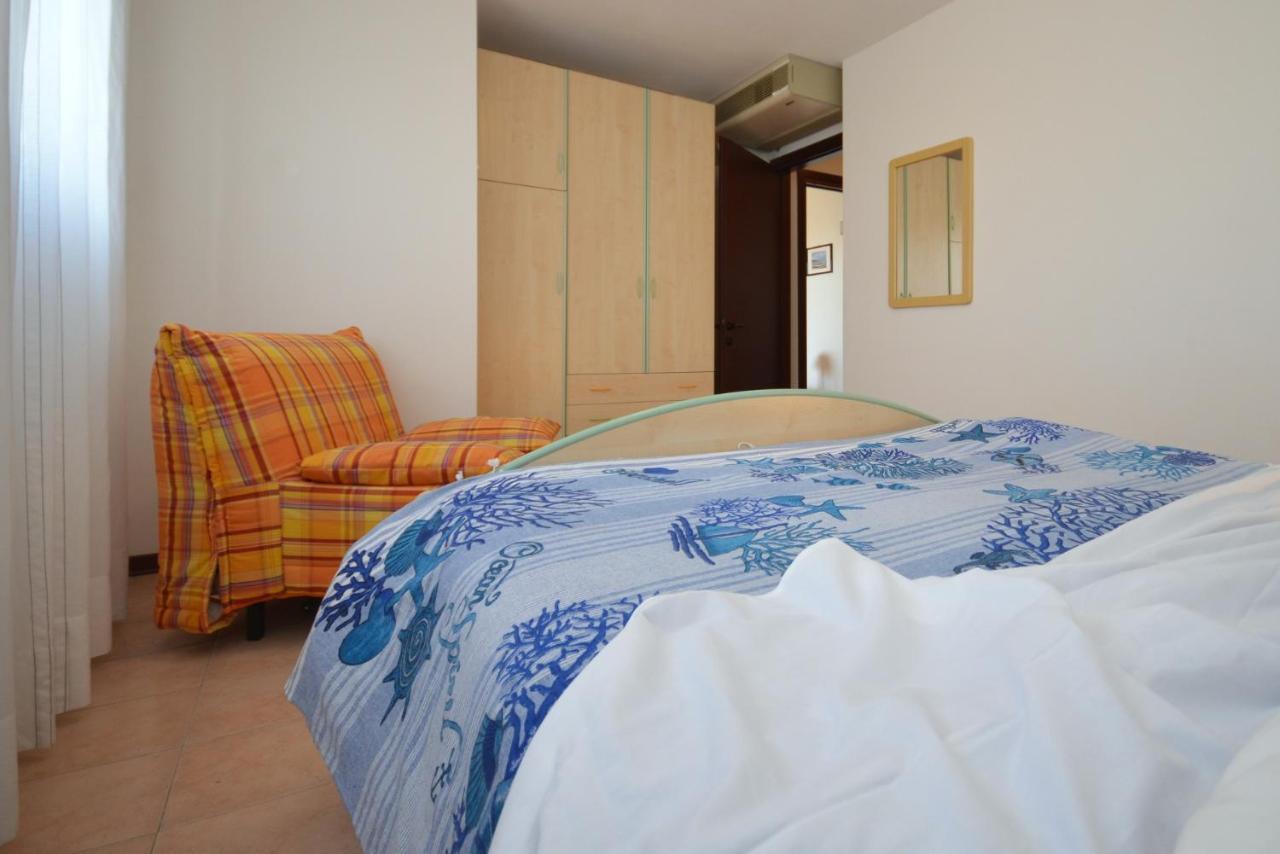 Residenza Porta Del Mare Apartment Линяно Сабиадоро Екстериор снимка